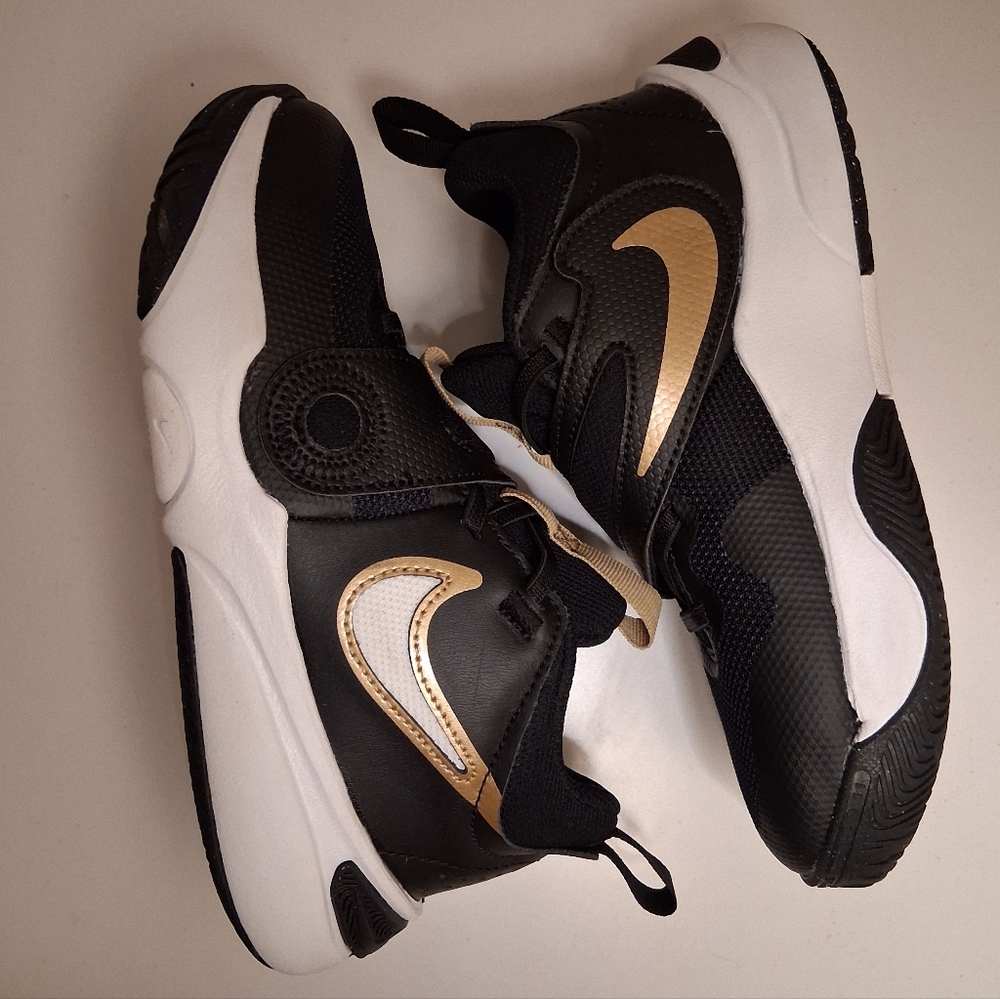 Kid Basketball Sneakers